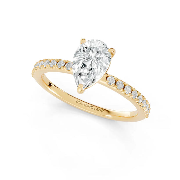 Imperial Teardrop Diamond Land Antwerp | yellow-gold